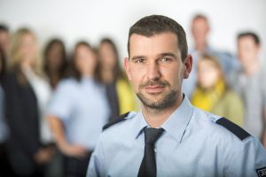 Bedienstete Bedienstete